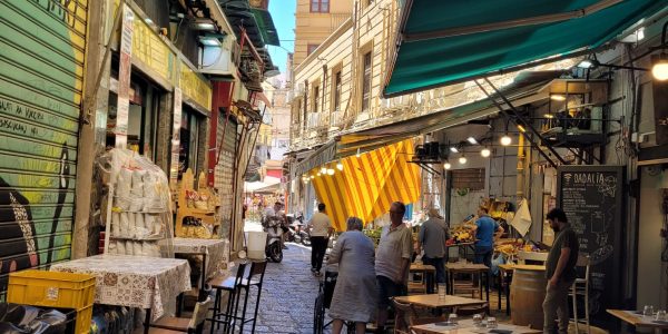 de kleine steegjes in palermo